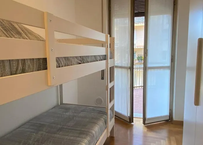 The Little Duck - Modern With Balcony Appartement Como