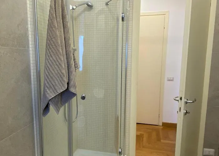 The Little Duck - Modern With Balcony Appartement Como