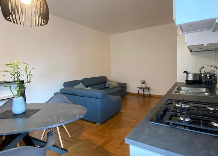 Appartement The Little Duck - Modern With Balcony Como
